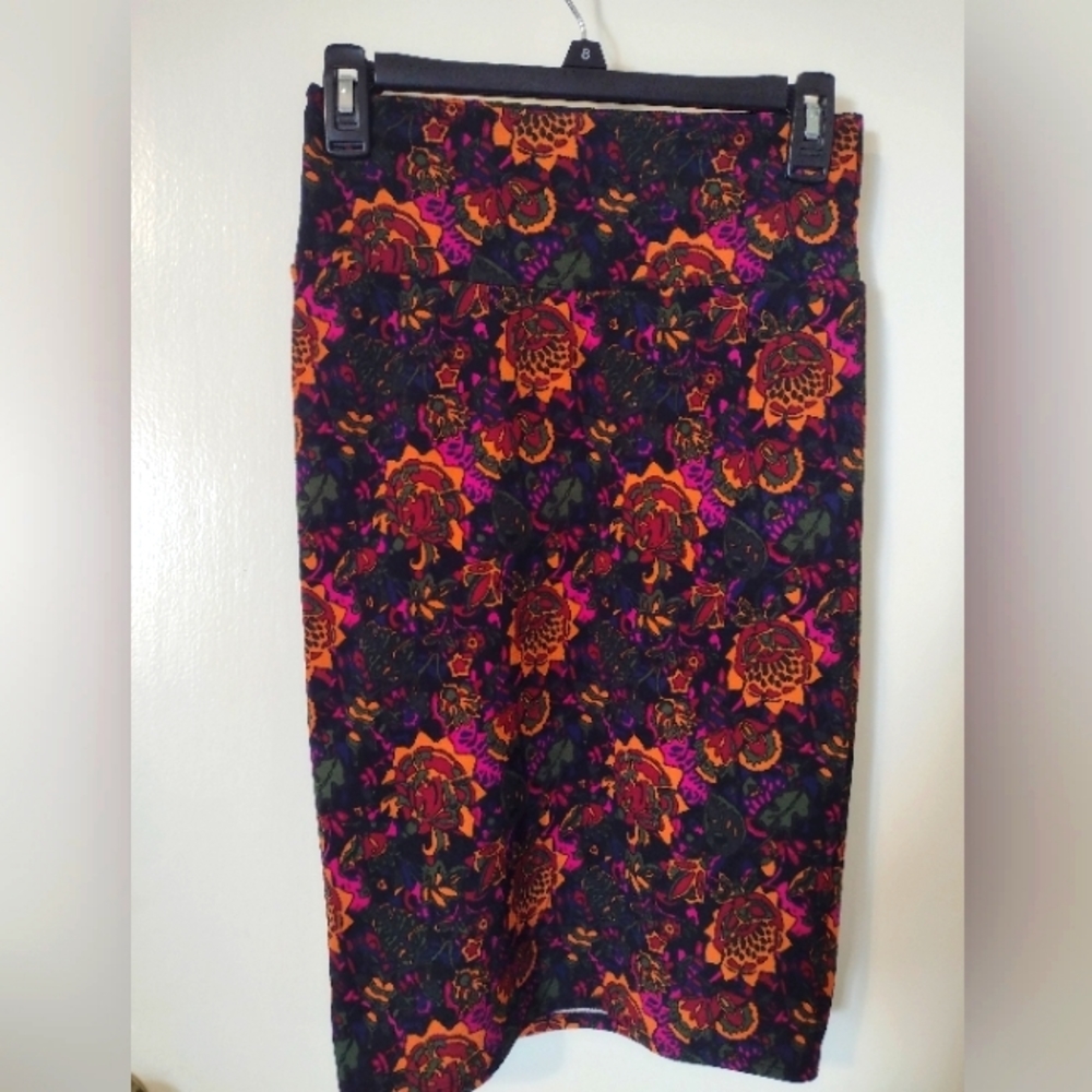 LuLaRoe Cassie Pencil Skirt size xs